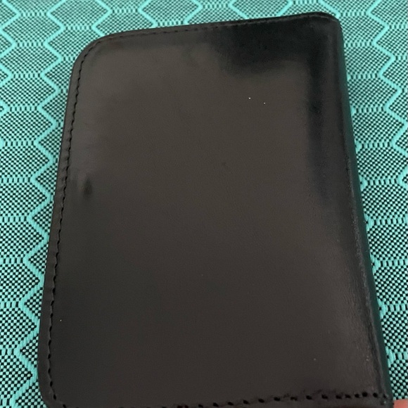 Authentic Bosca Black Leather Card Case. Brand new and never used. - Picture 4 of 4